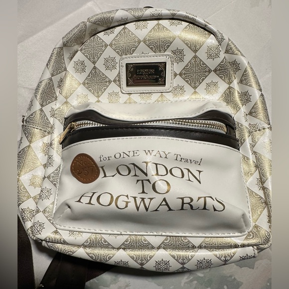 Harry Potter Mini Backpack - Picture 5 of 7